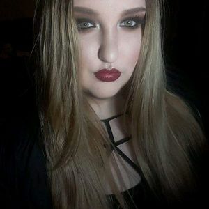 Meet your Posher, Lexi